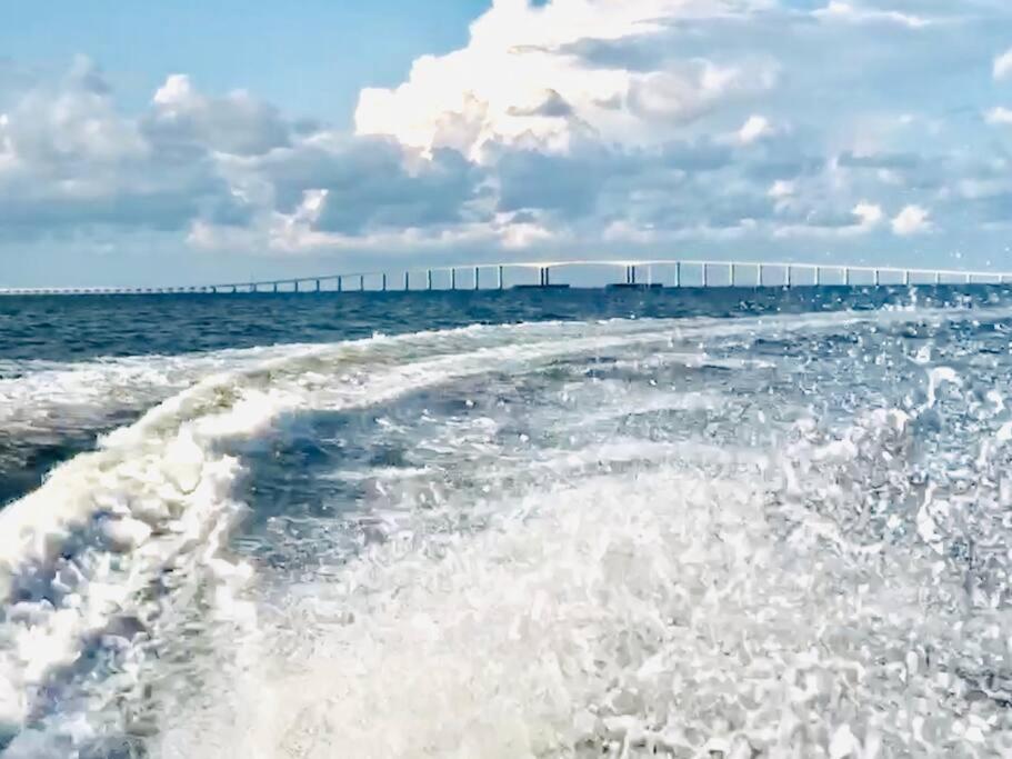 Pet Friendly Tranquil Cottage With Fire-Pit And Seasonal Hot Tub Sept-March Minutes To Beaches Dauphin Island Buitenkant foto