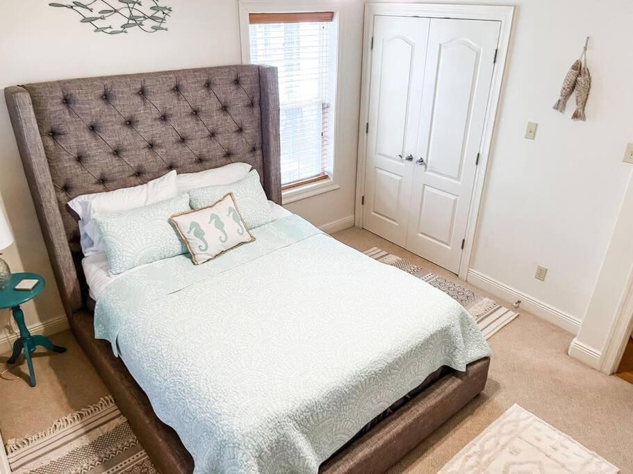 Pet Friendly Tranquil Cottage With Fire-Pit And Seasonal Hot Tub Sept-March Minutes To Beaches Dauphin Island Buitenkant foto