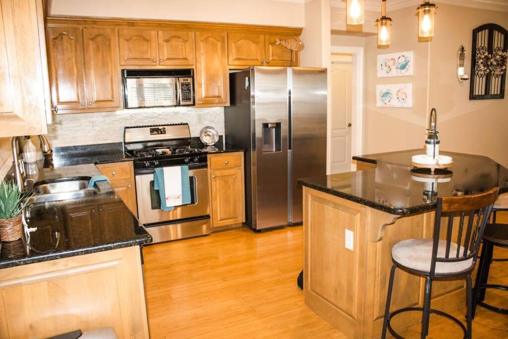 Pet Friendly Tranquil Cottage With Fire-Pit And Seasonal Hot Tub Sept-March Minutes To Beaches Dauphin Island Buitenkant foto